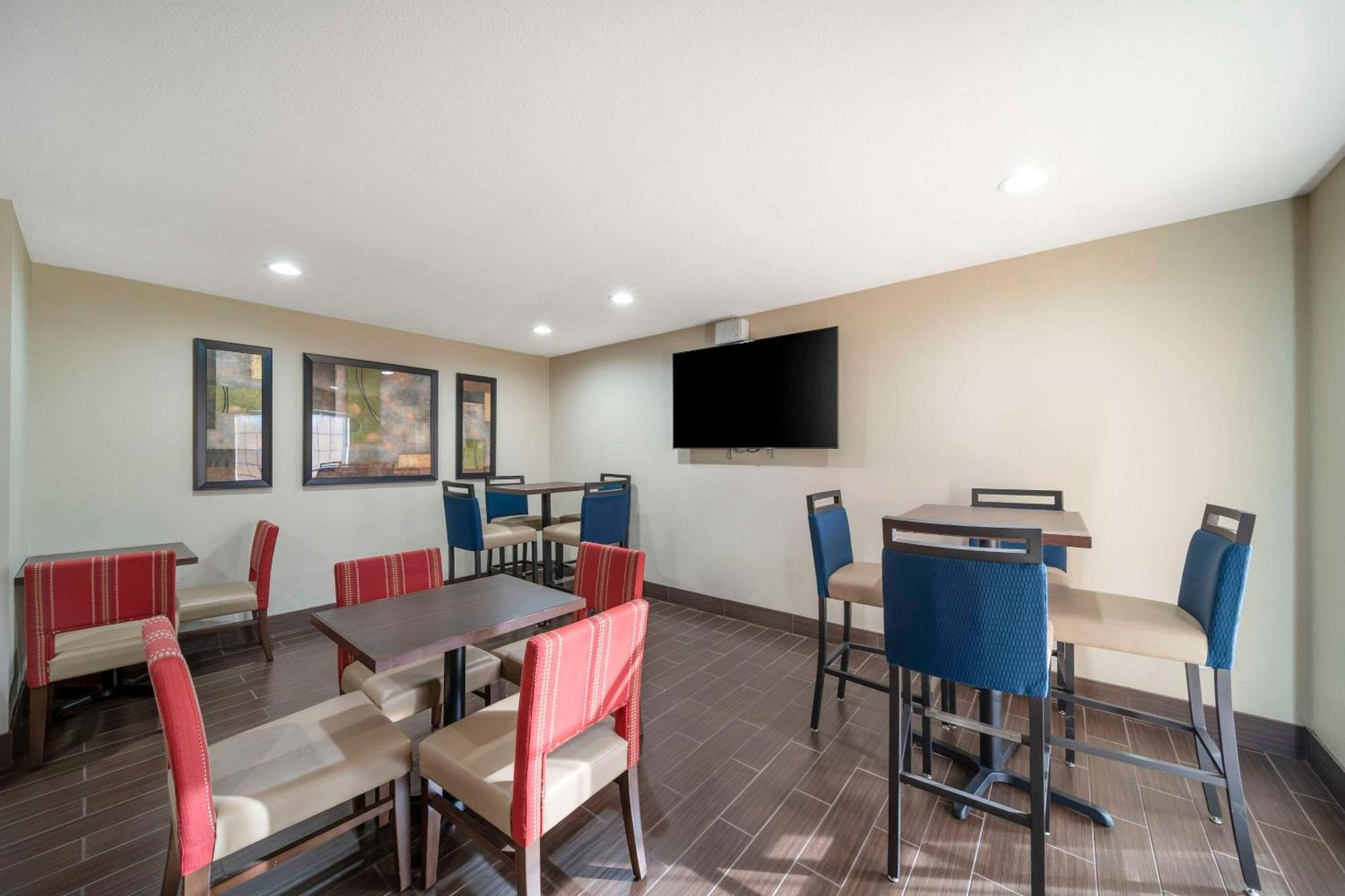 Comfort Suites Red Bluff Near I-5 Esterno foto