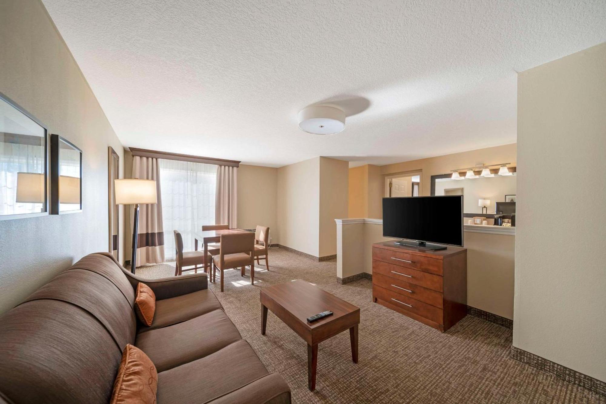 Comfort Suites Red Bluff Near I-5 Esterno foto