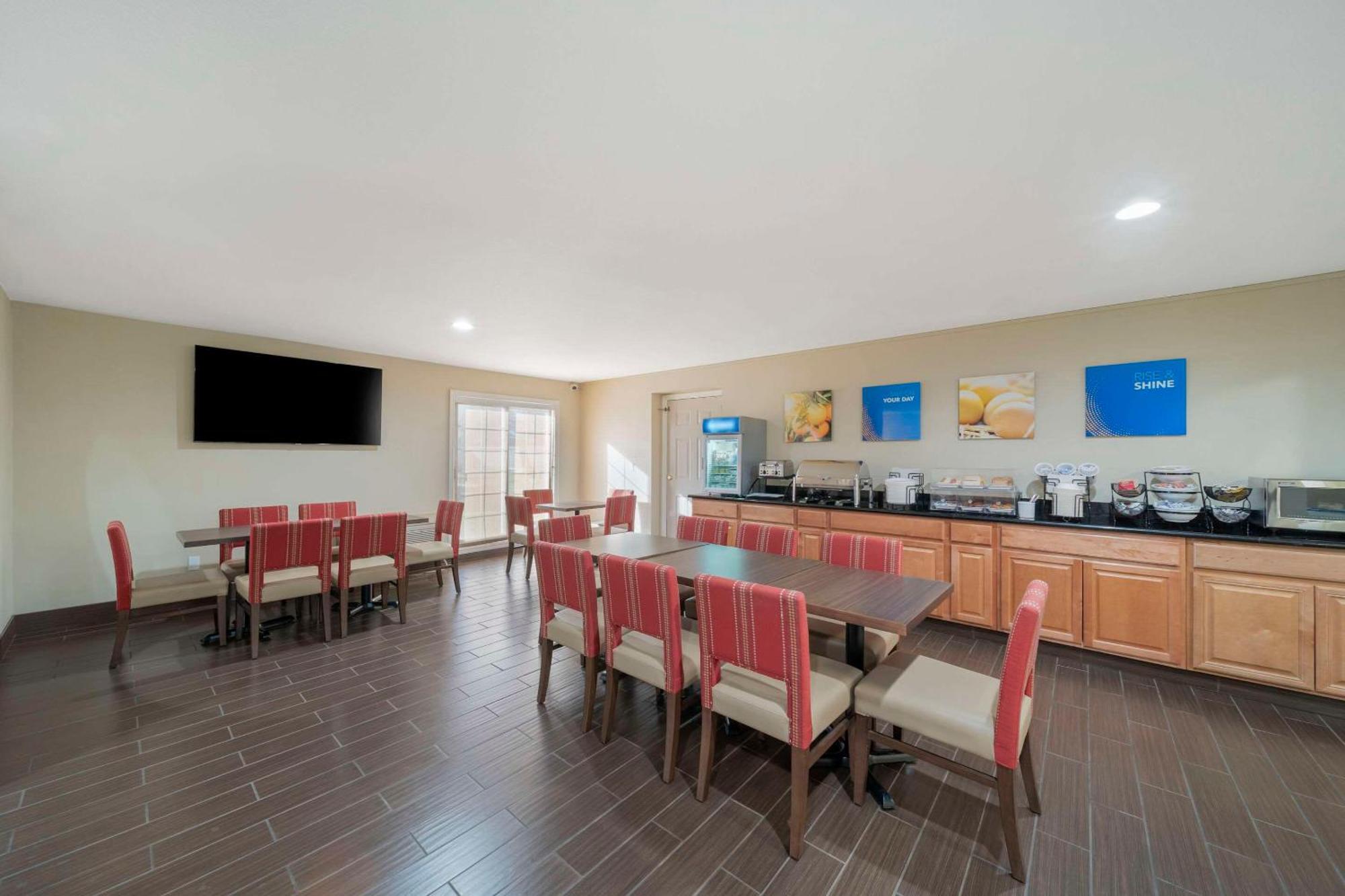 Comfort Suites Red Bluff Near I-5 Esterno foto
