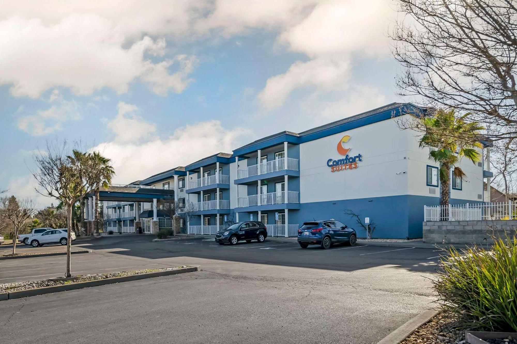 Comfort Suites Red Bluff Near I-5 Esterno foto